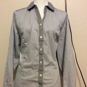 NWOT lane Bryant button down shirt
